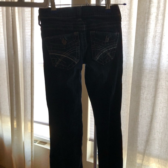 Jeans - Picture 2 of 4